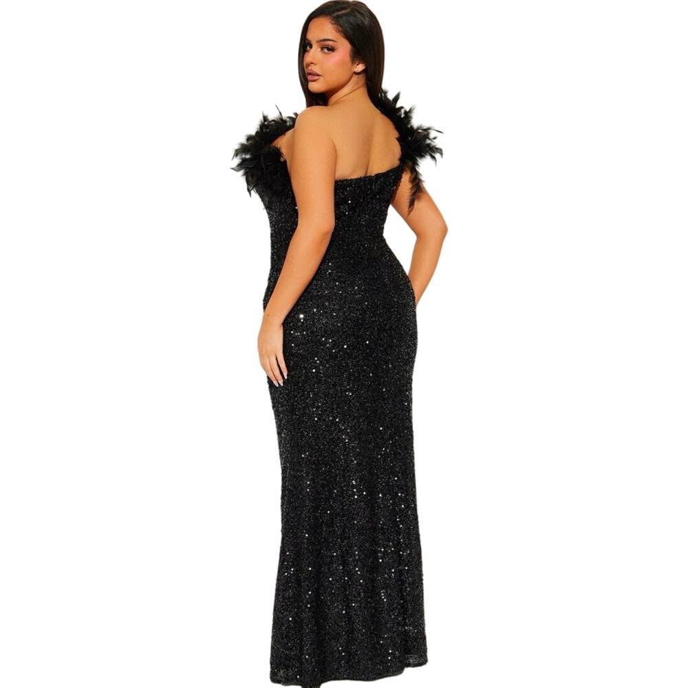 Black Sequin Dress with Feathers - Picture 4 of 13